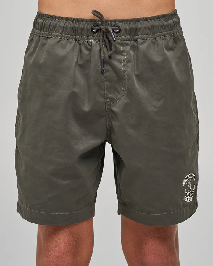 THE MAD HUEYS SKULL ANCHOR YOUTH 16" VOLLEY SHORTS – CHARCOAL