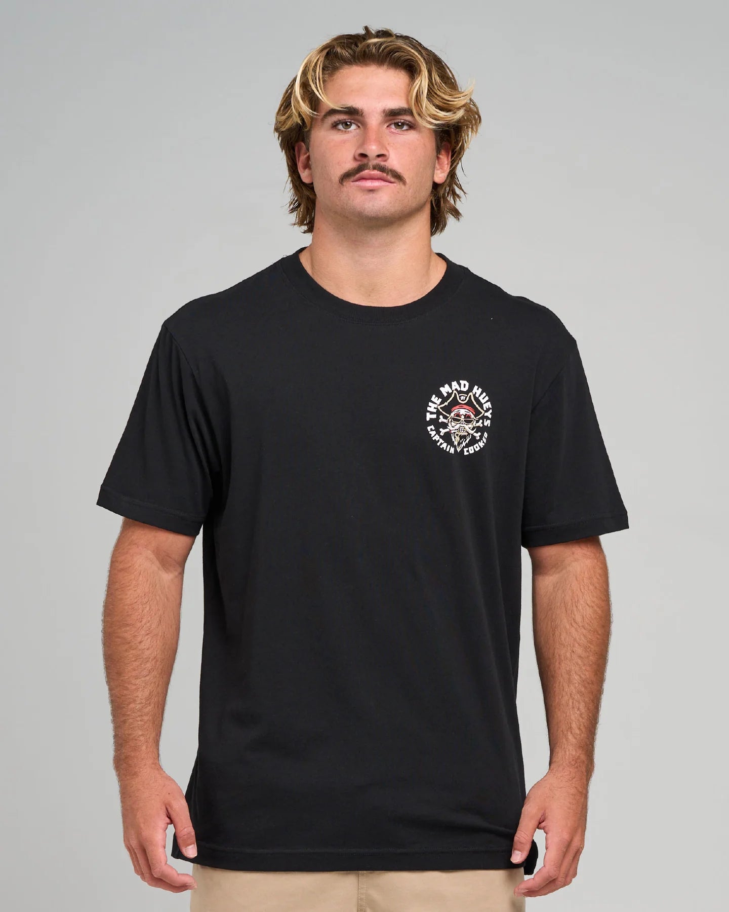 THE MAD HUEYS STUMBLING CAPTAIN COOKED SS TEE MENS GRAPHIC TSHIRT BLACK