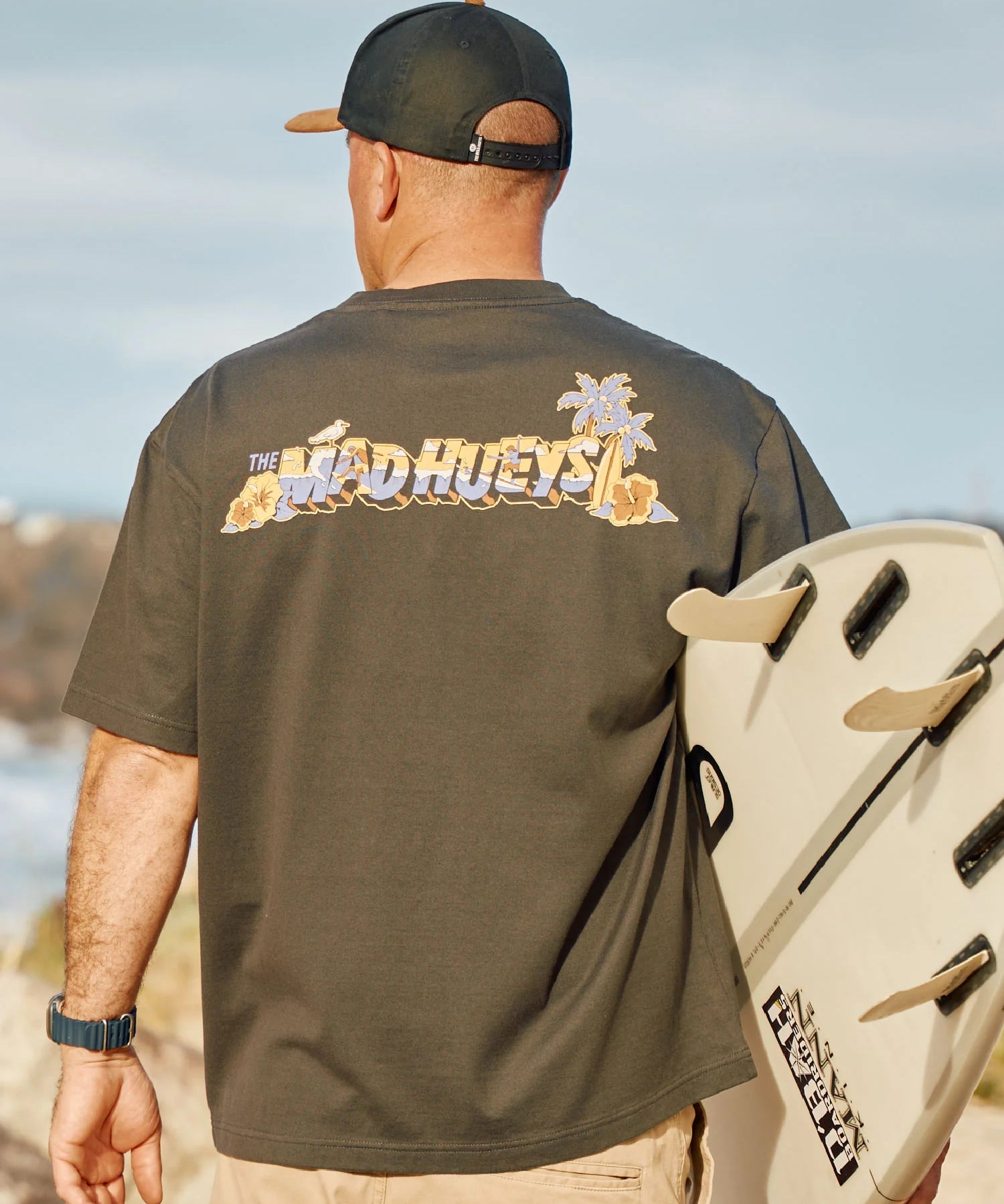 the-mad-hueys-surfing-hueys-oversized-ss-tee-vintage-black.webp