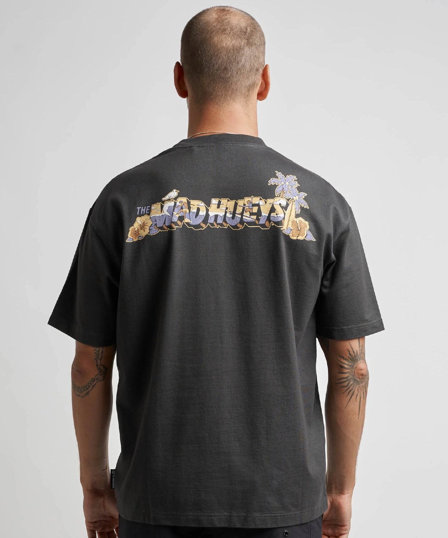 the-mad-hueys-surfing-hueys-oversized-ss-tee-vintage-black1.webp