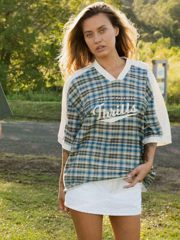 THRILLS DESERT REVERB V NECK OVERSIZED TEE – DUSTY BLUE