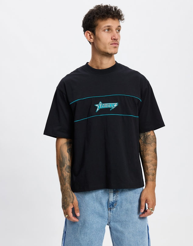 THRILLS HEAVY STATIC PIPING BOX FIT OVERSIZE CROPPED TEE WOMENS BLACK