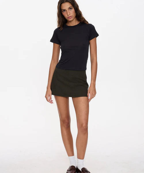 thrills-lost-control-mid-rise-skort-tarmac.webp