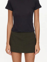 LOST CONTROL MID RISE SKORT