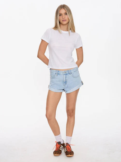 THRILLS REMI ROLLED LOW RISE BAGGY DENIM SHORT WOMENS STREET FIT – SERENITY BLUE