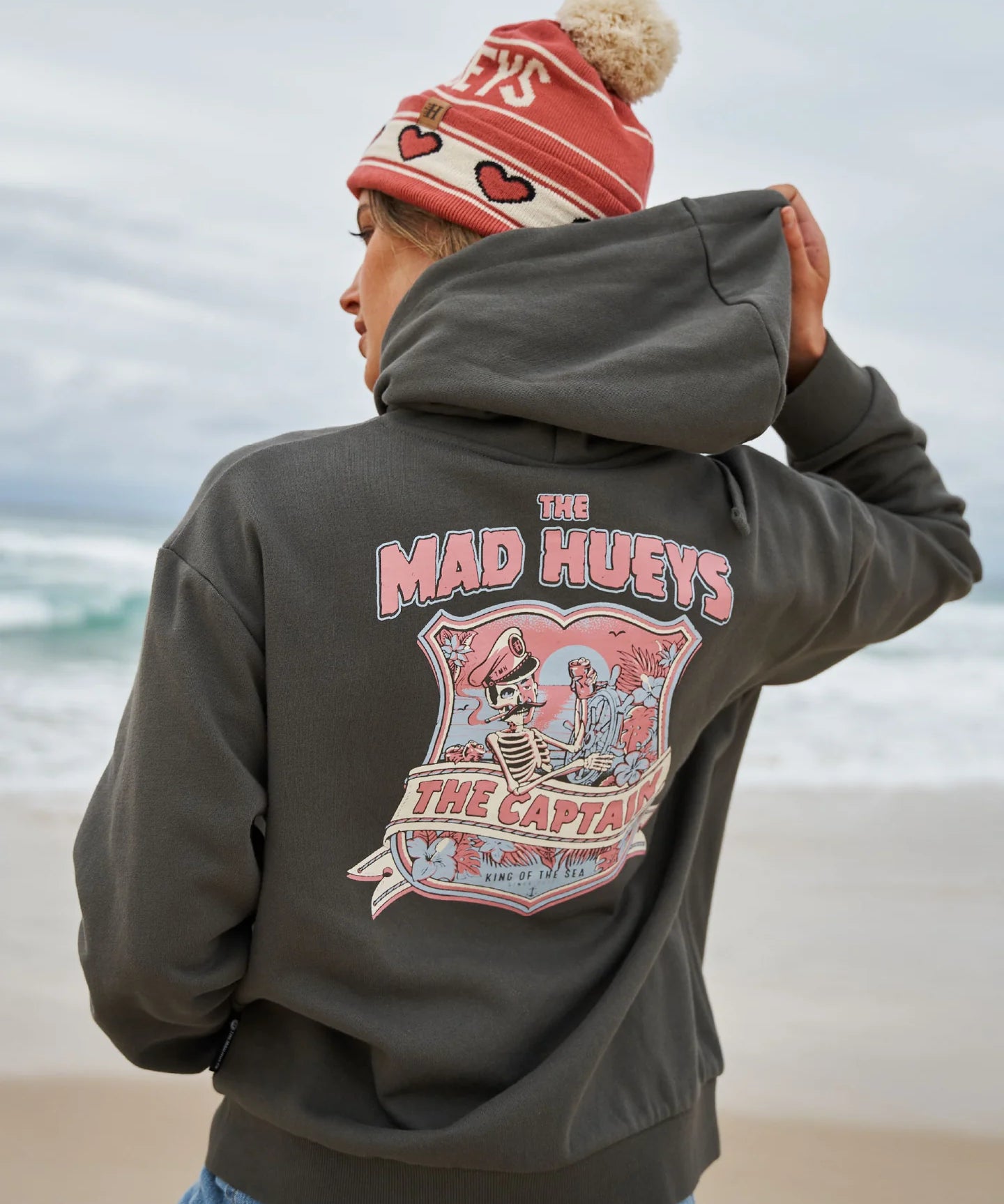 two-faced-captain-hooded-pullover-charcoal.webp