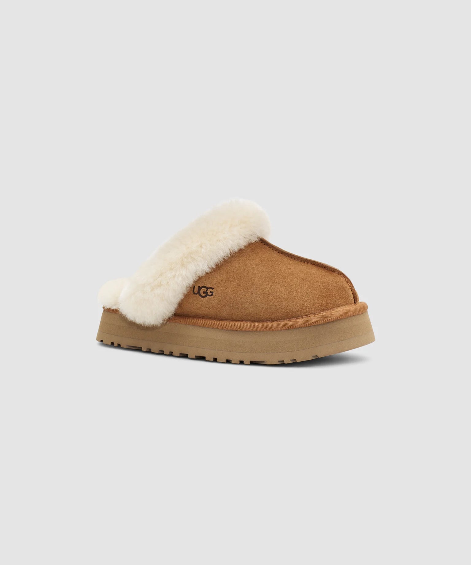 ugg-disquette-slipper-chestnut1.webp