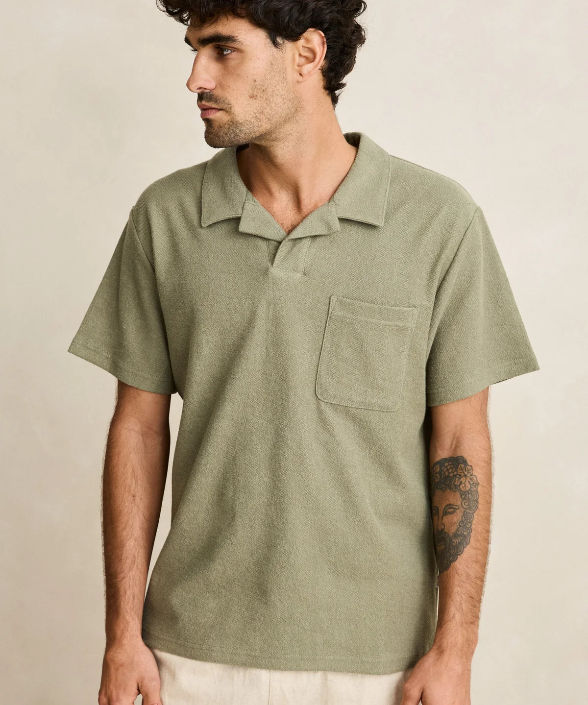 vintage-terry-polo-sage1.webp